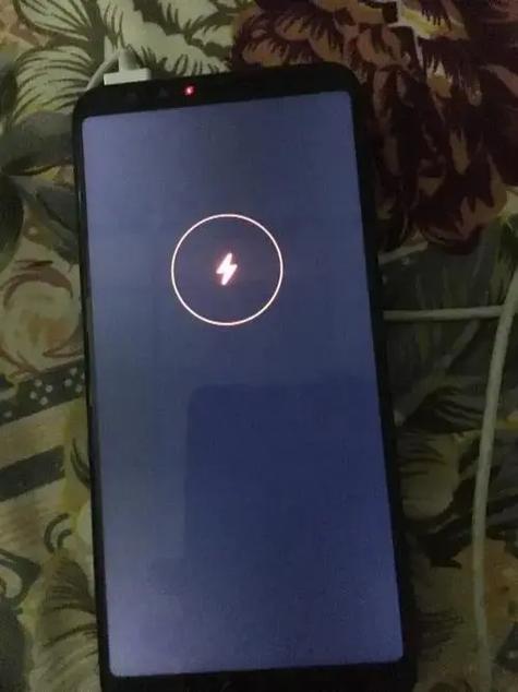 华为手机开不开机灯常亮